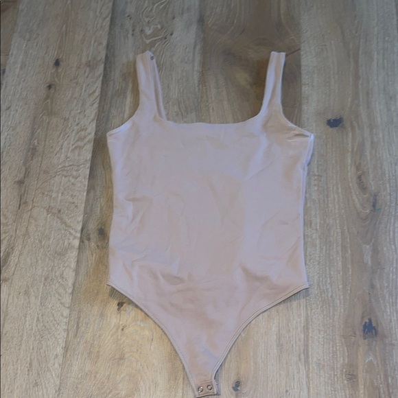 Abercrombie & Fitch Tan Bodysuit square neck size small thong - Picture 1 of 8